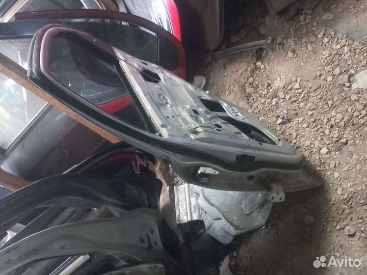 Задняя правая дверь на шевроле авео