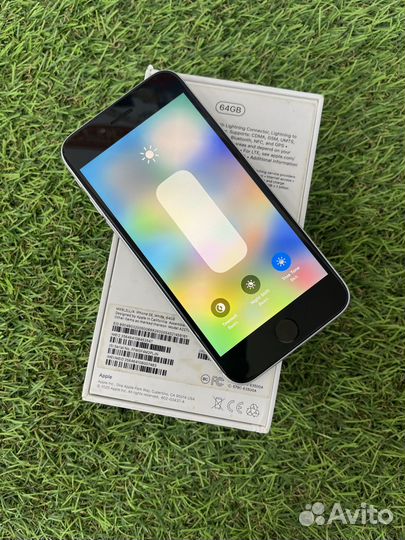 iPhone SE (2020), 64 ГБ
