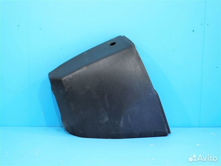 141 Накладка бампера Hummer H3