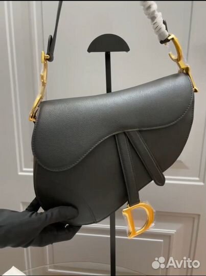 Сумка женская Dior Saddle на плечо черного цвета