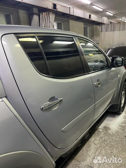 Mitsubishi l200 в разбор