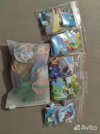 Развивающие игрушки для малышей пакетом