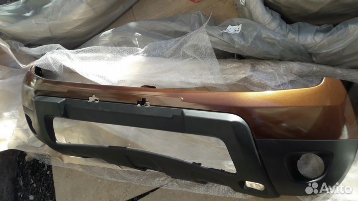 Бампер Рено Дастер в цвет