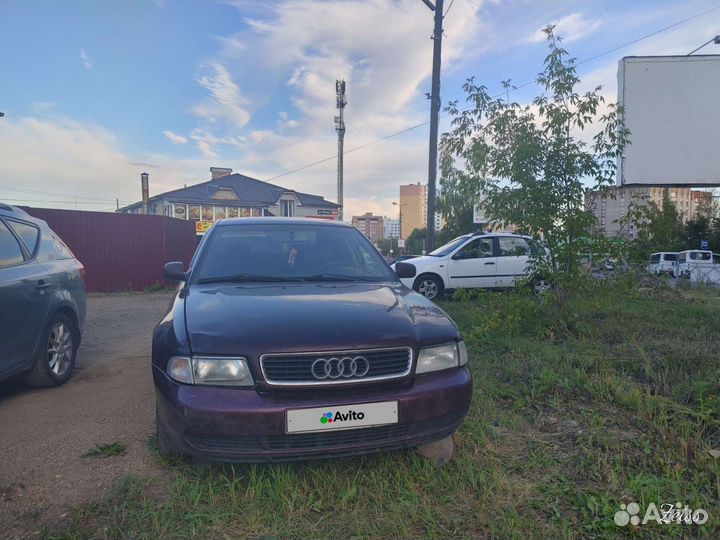 Audi A4 1.6 МТ, 1997, 211 035 км