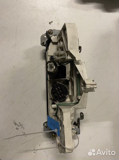 Блок управления отопителем Mitsubishi Pajero 96-09