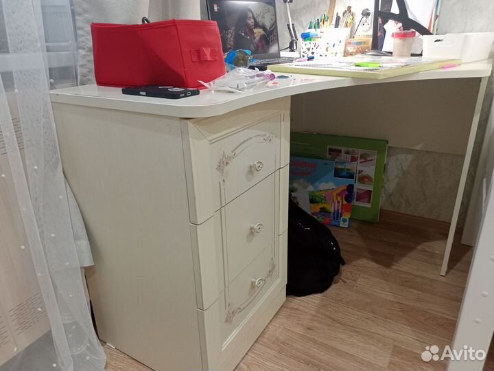 Детская двухярусная кровать бу