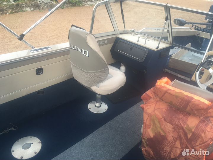 Американский катер lund PRO sport 1600