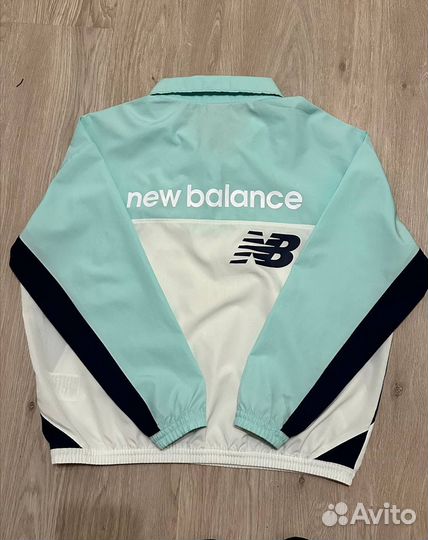 Ветровка NEW balance