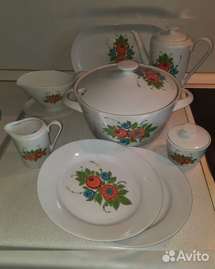 Сервиз Kahla, ГДР супница, чайник, сахарница