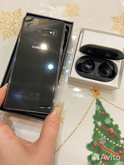 Samsung Galaxy S10, 6/128 ГБ