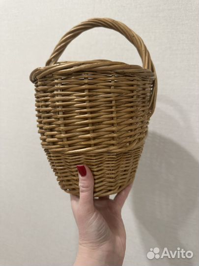 Корзина плетеная