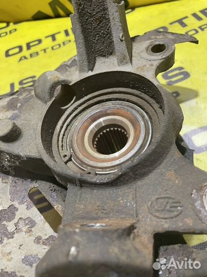 Поворотный кулак левый Lifan Solano 630