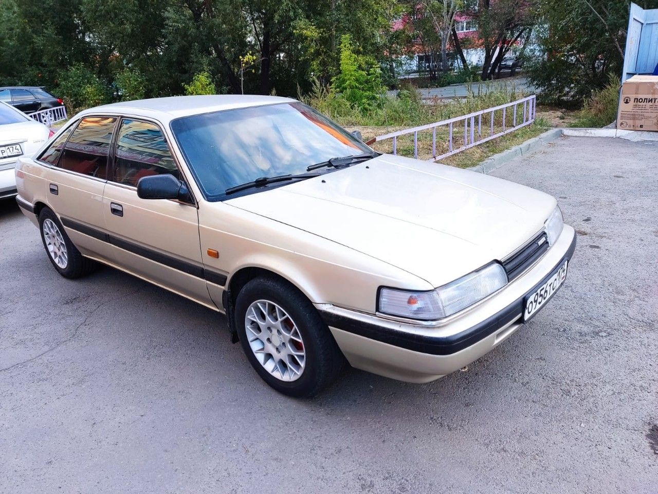 Mazda 626: фото владельца