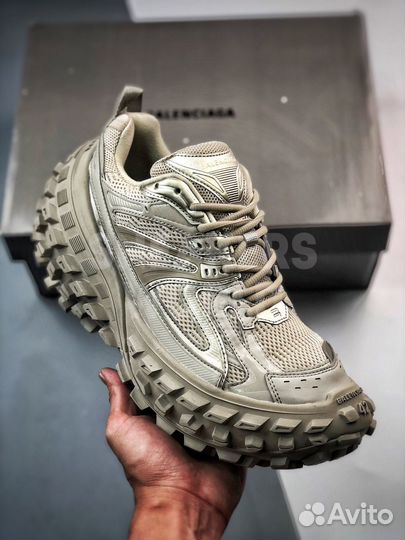 Кроссовки balenciaga Defender sneakers