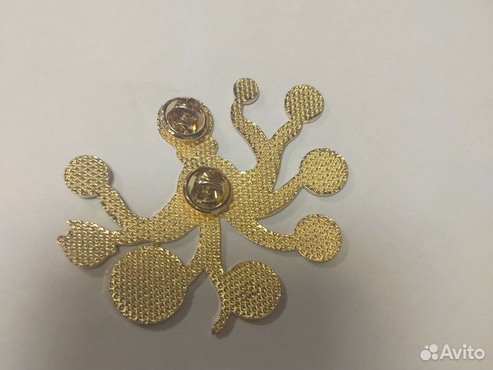 Брошь осьминог