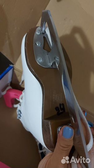 Коньки фигурные