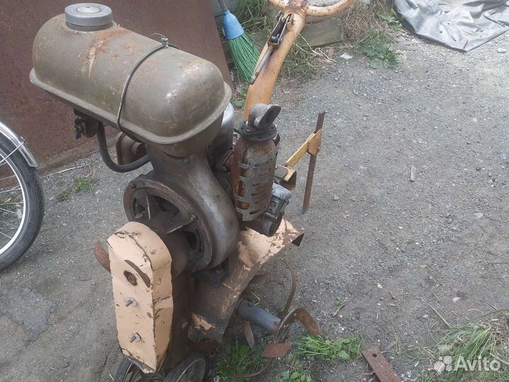 Мотоблок целинник