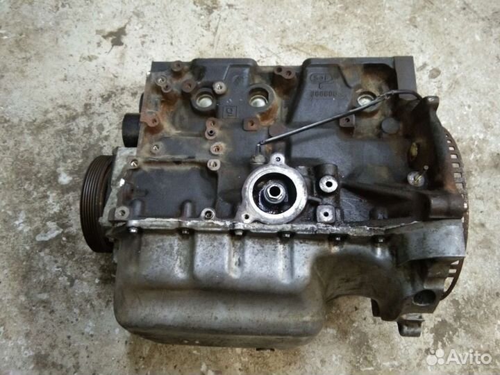 Блок цилиндров NFU Пежо 307 1.6