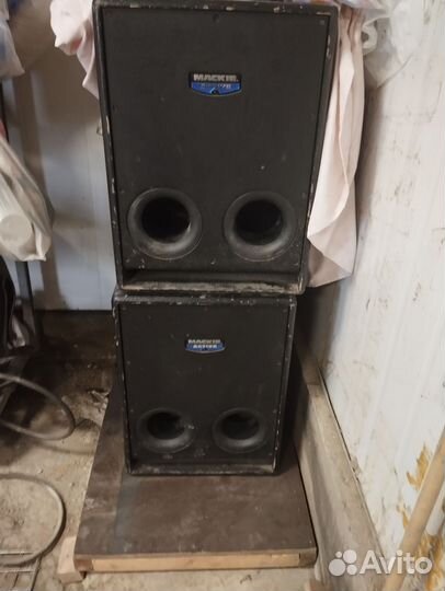Акустические колонки большие