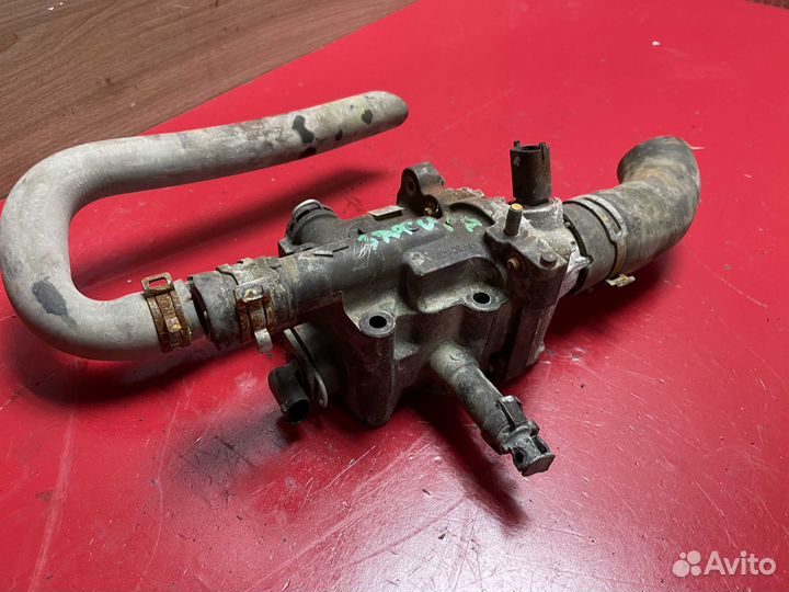 Корпус термостата 55353311 Opel Zafira B (A05)