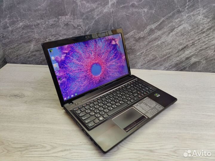 Ноутбук Lenovo G580 / Intel core i7 / GeForce