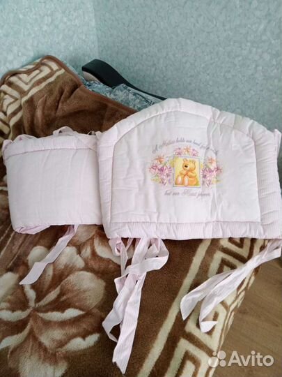 Бортики в детскую кроватку для девочки