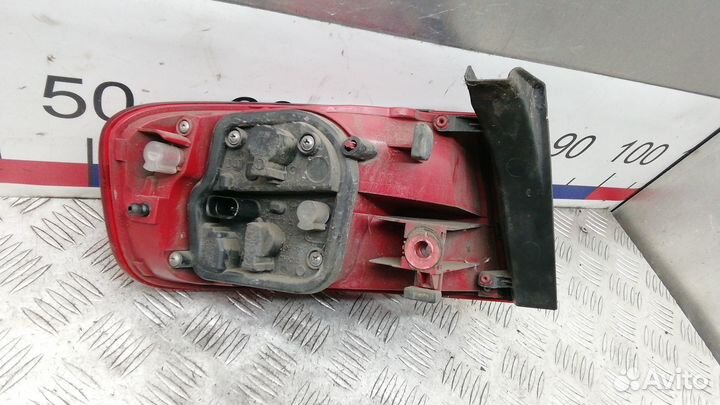 Фонарь задний правый Audi A4/RS4/S4