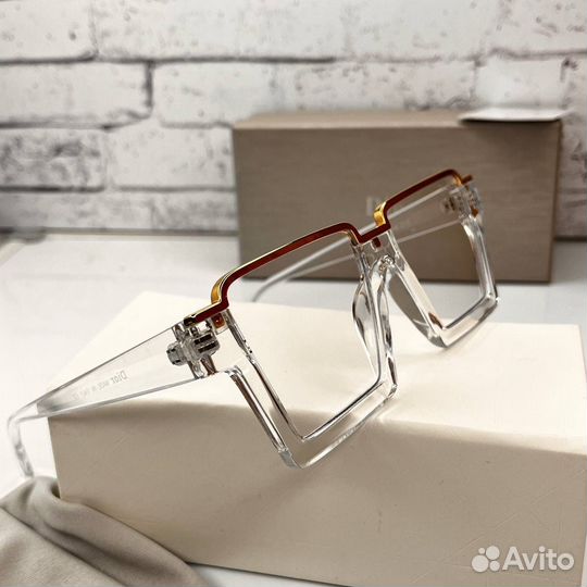 Солнцезащитные очки Dior