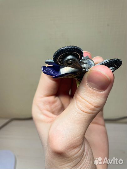 Мотоцик hot wheels