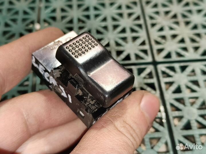 Кнопка cтеклoподъёмника suваru Legаcy В10