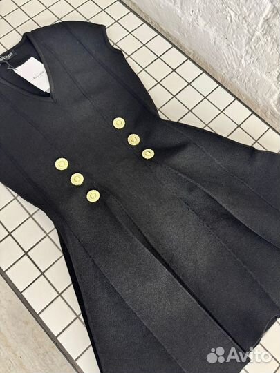 Шикарное платье Balmain