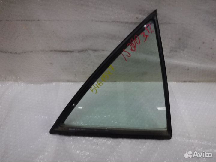 Форточка задней правой двери