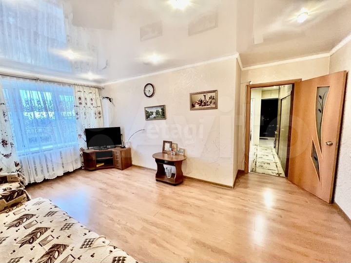 3-к. квартира, 57,2 м², 3/9 эт.