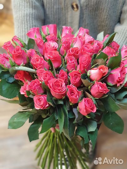 Коралловые розы, букеты из роз