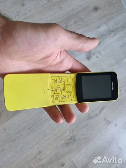 Nokia 8110 4G, 4 ГБ