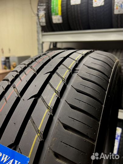 Bearway BW118 295/30 R20 103U