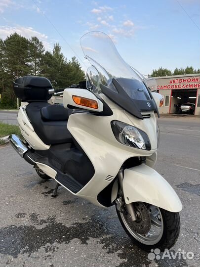 Suzuki sky wave 650 LX