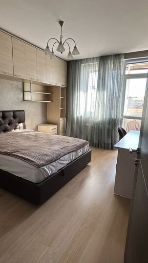 3-к. квартира, 102 м², 4/9 эт.