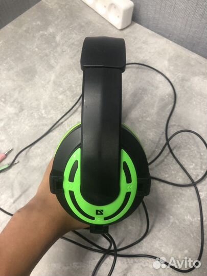 Кимпьютерные наушники Defender Warhead G-300 б/у