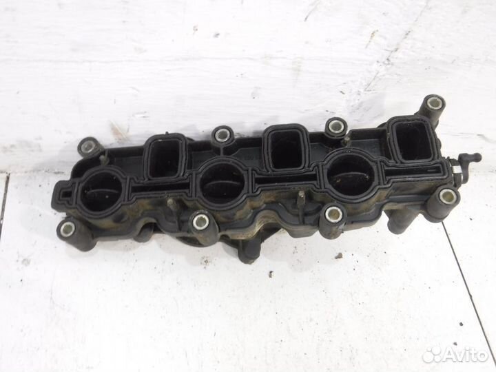 Впускной коллектор Ауди