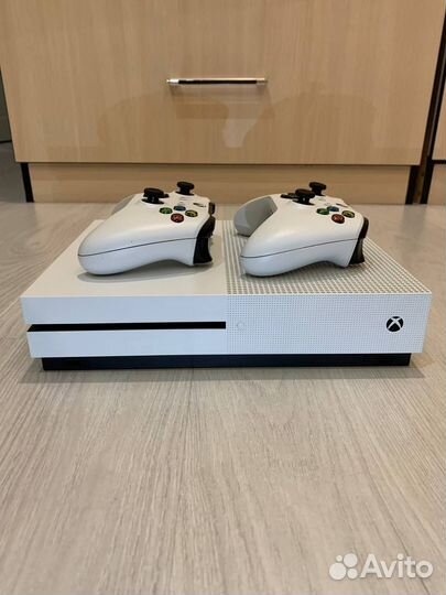 Xbox One S 1tb