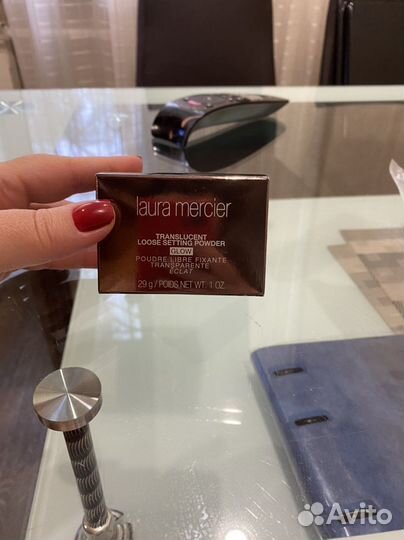 Laura mercier пудра