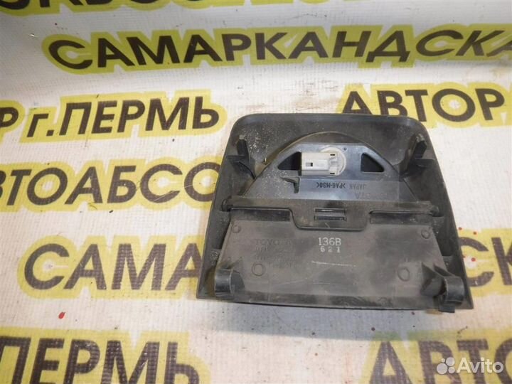 Фонарь задний (стоп сигнал) Toyota Corolla (E120)