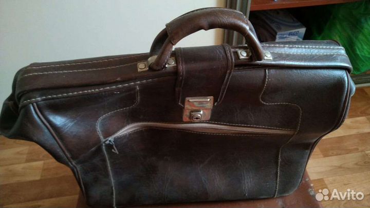 Чемоданы времен СССР