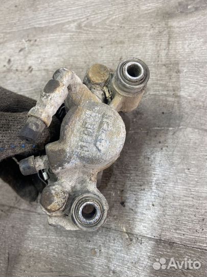 Суппорт тормозной задний правый Vortex Tingo