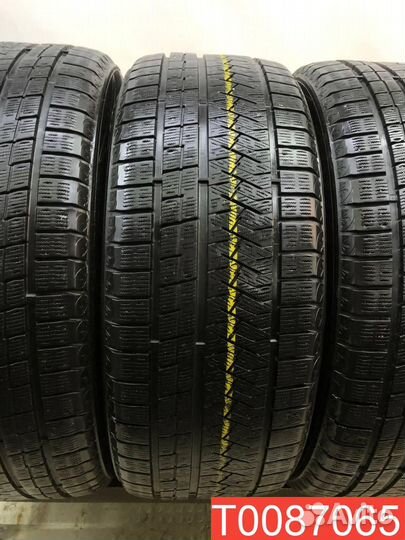 Triangle Snowlink TWT02 235/50 R19 101R