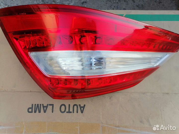 Nissan Teana Фонарь задний