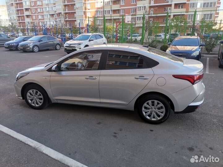 Hyundai Solaris 1.6 AT, 2021, 19 850 км