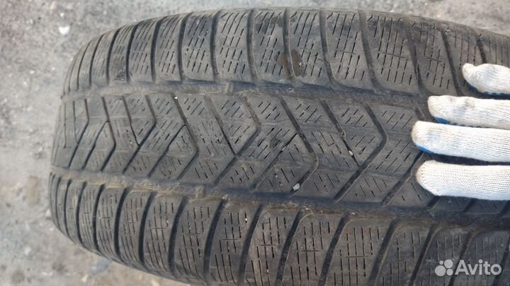 Pirelli Scorpion 235/65 R17