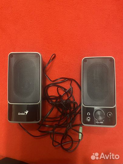 Компьютерные колонки genius